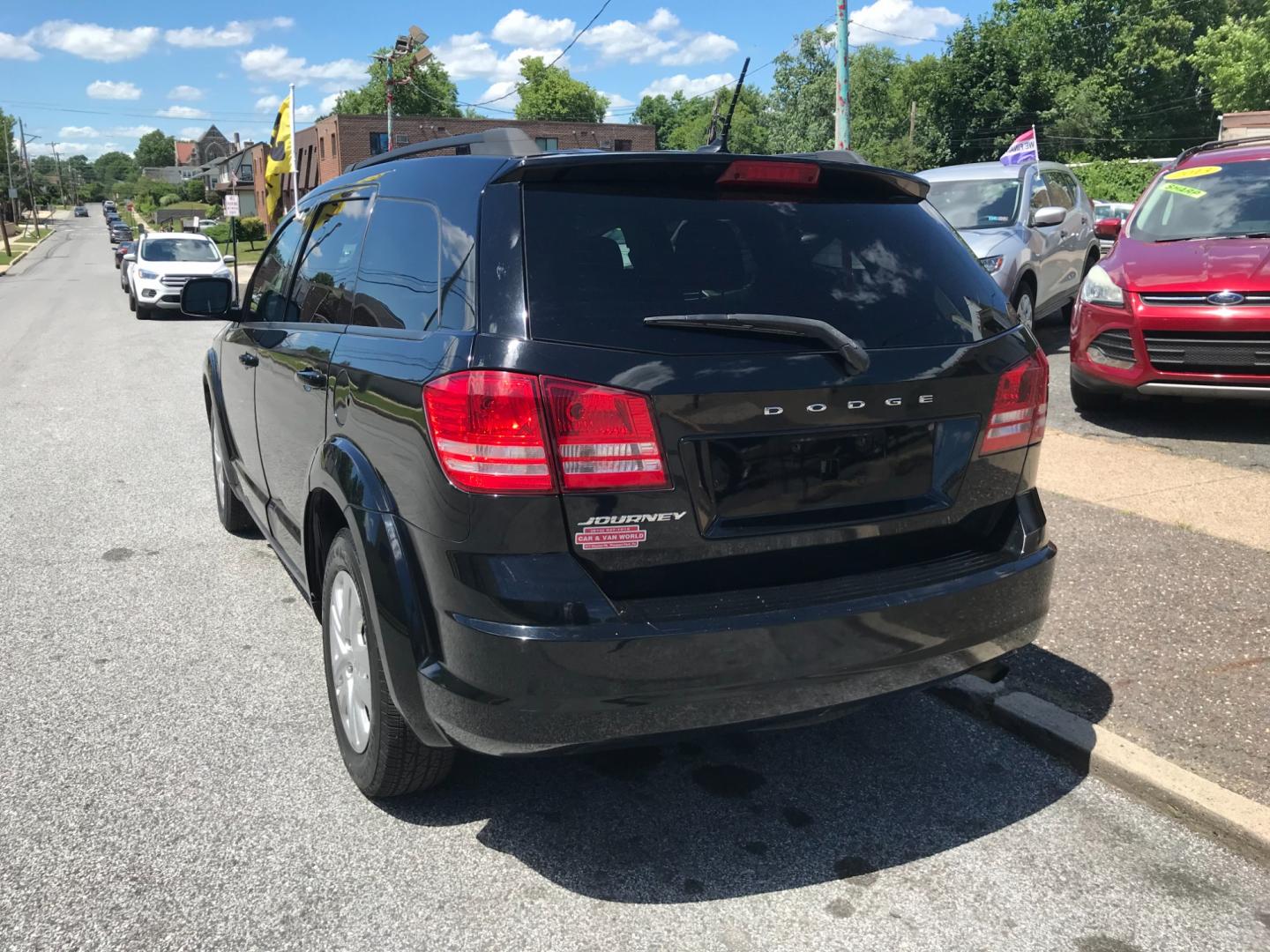 2016 Black /Black Dodge Journey SE (3C4PDCAB2GT) with an 2.4 V4 engine, Automatic transmission, located at 577 Chester Pike, Prospect Park, PA, 19076, (610) 237-1015, 39.886154, -75.302338 - 2016 Dodge Journey: 3rd row seating, great on gas, new PA inspection, runs EXCELLENT! This vehicle comes inspected and has been given a bumper to bumper safety check. It is very clean, reliable, and well maintained. We offer a unique pay plan that is known for being the easiest and fastest financ - Photo#5